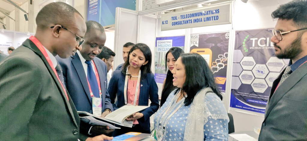 Smt. Ashish Garg, Head Corporate Communications, TCIL in conversation with delegates from Rwanda.